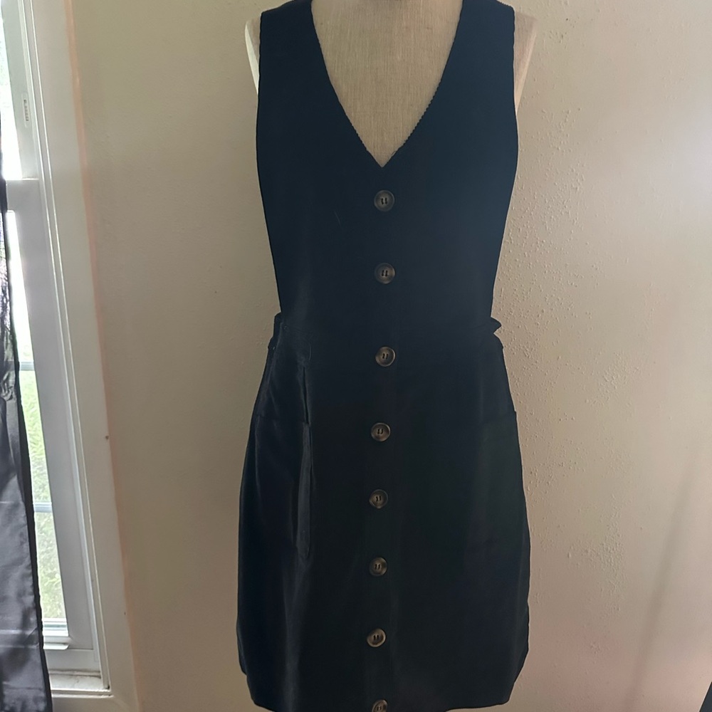 Elegant Black Button-Down Dress